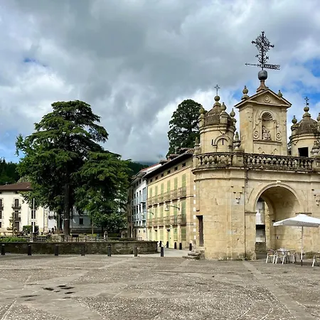 In Palacio Arribi